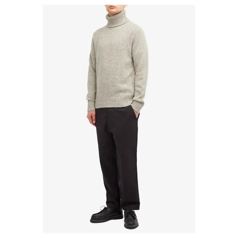 UNIVERSAL WORKS  TURTLENECK